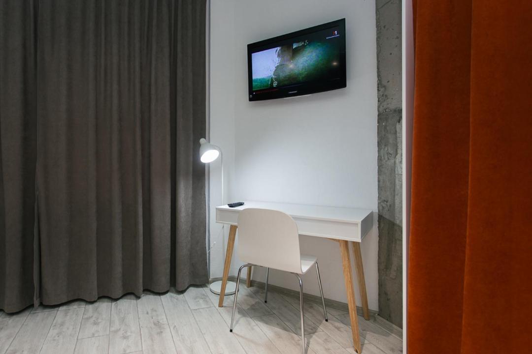 Vip Apartmen Loft Sumy Bagian luar foto