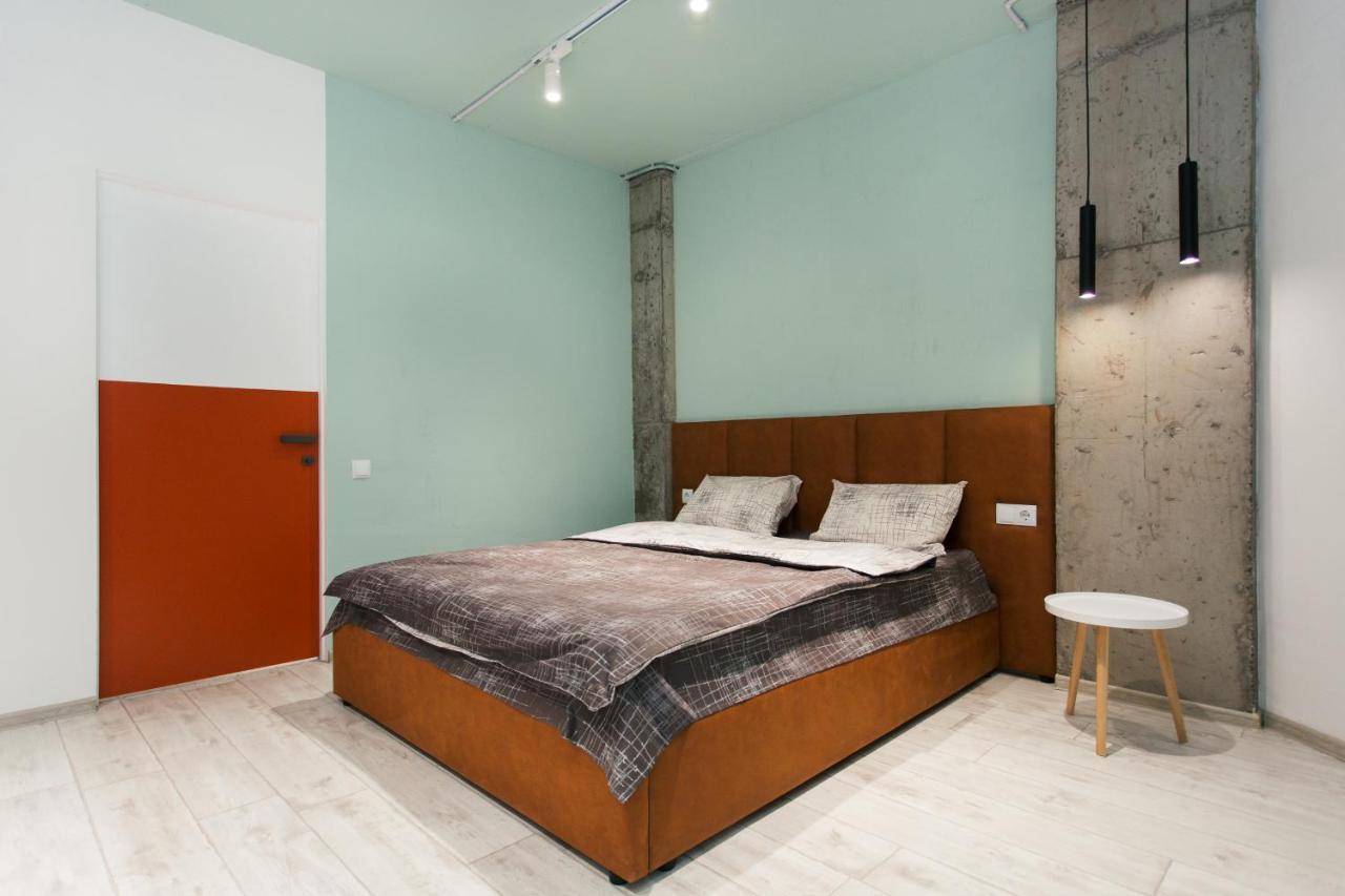 Vip Apartmen Loft Sumy Bagian luar foto